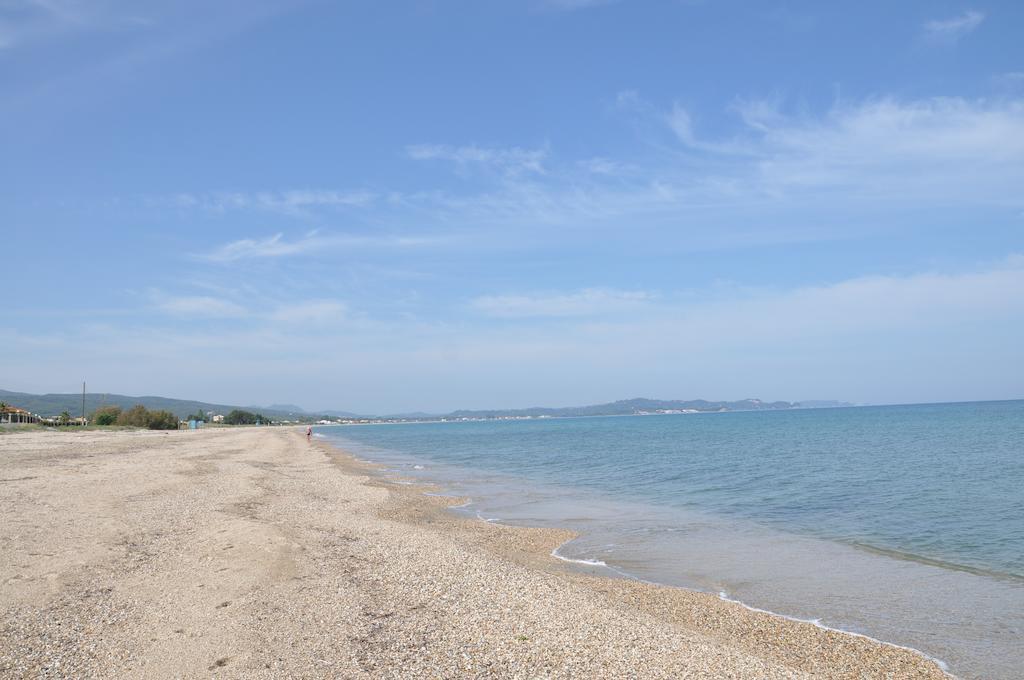 Liberty'S Studios Almiros Beach Luaran gambar