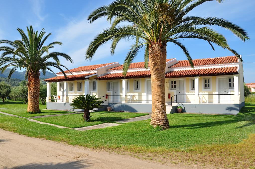 Liberty'S Studios Almiros Beach Luaran gambar