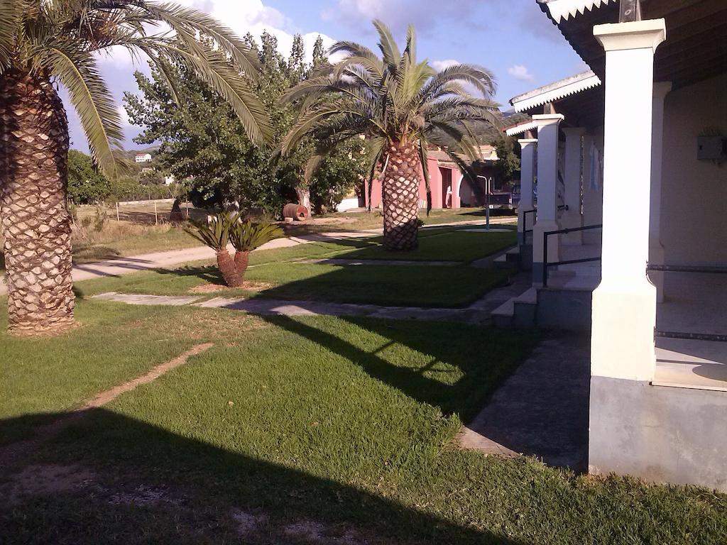Liberty'S Studios Almiros Beach Luaran gambar